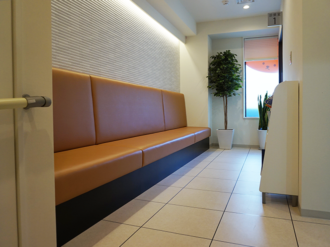広々とした待合室です
